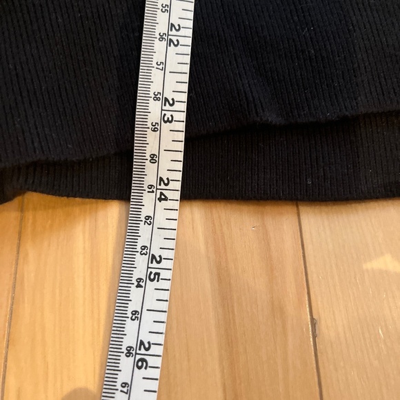 Uniqlo Smooth Cotton Relaxed Striped Long Sleeve Crew Neck Sweater - Picture 4 of 4